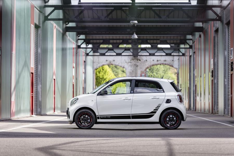  Smart EQ ForFour Edition One (W453) 2020 года  (WW) (фото 41 из 59)